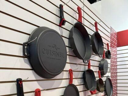 cast iron pans by Cuisinel