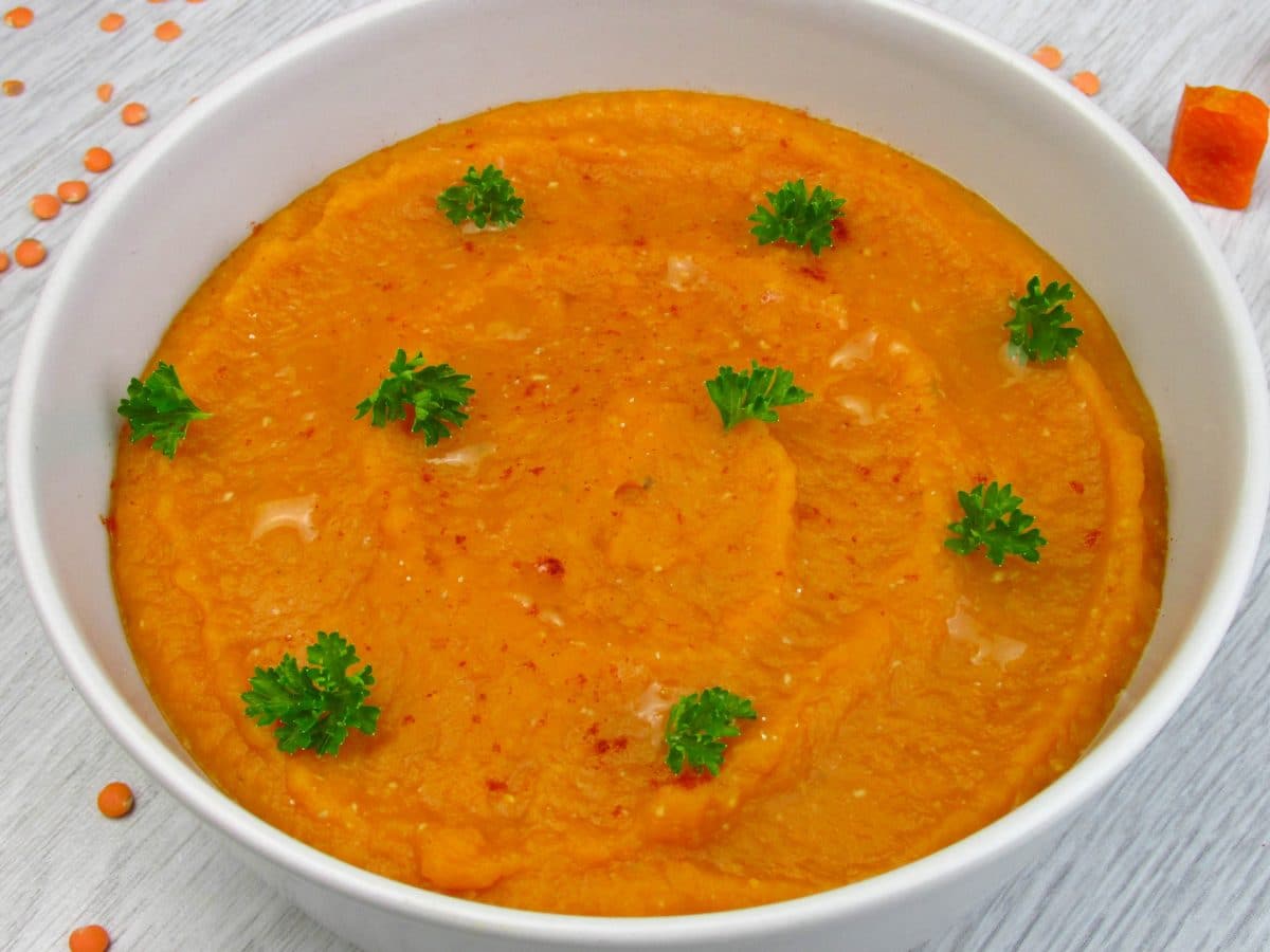 https://thecookscook.com/wp-content/uploads/creamy-carrot-soup.jpg