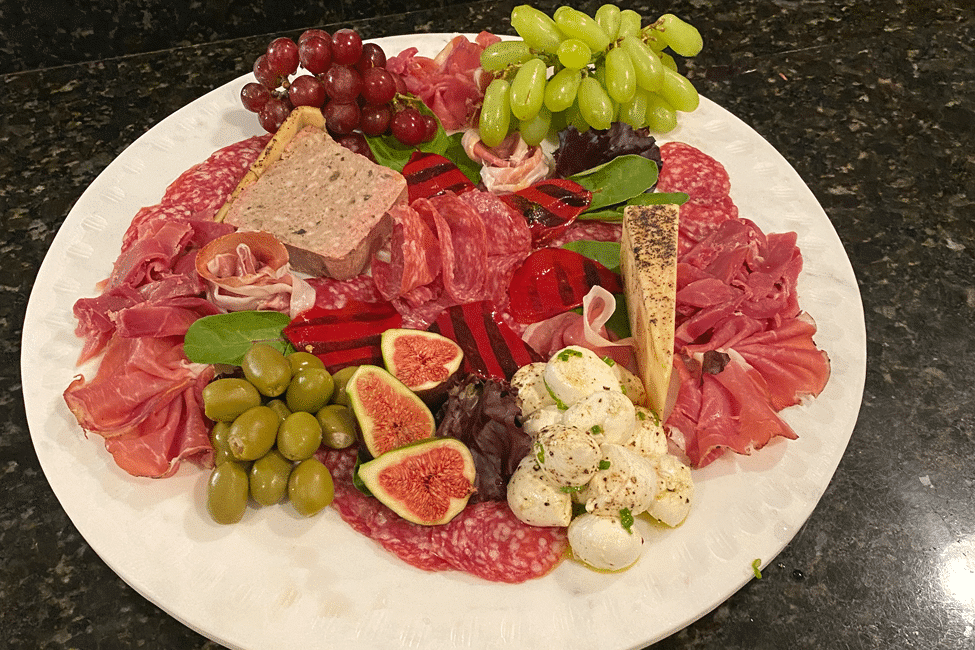 DIY Holiday Charcuterie Platter